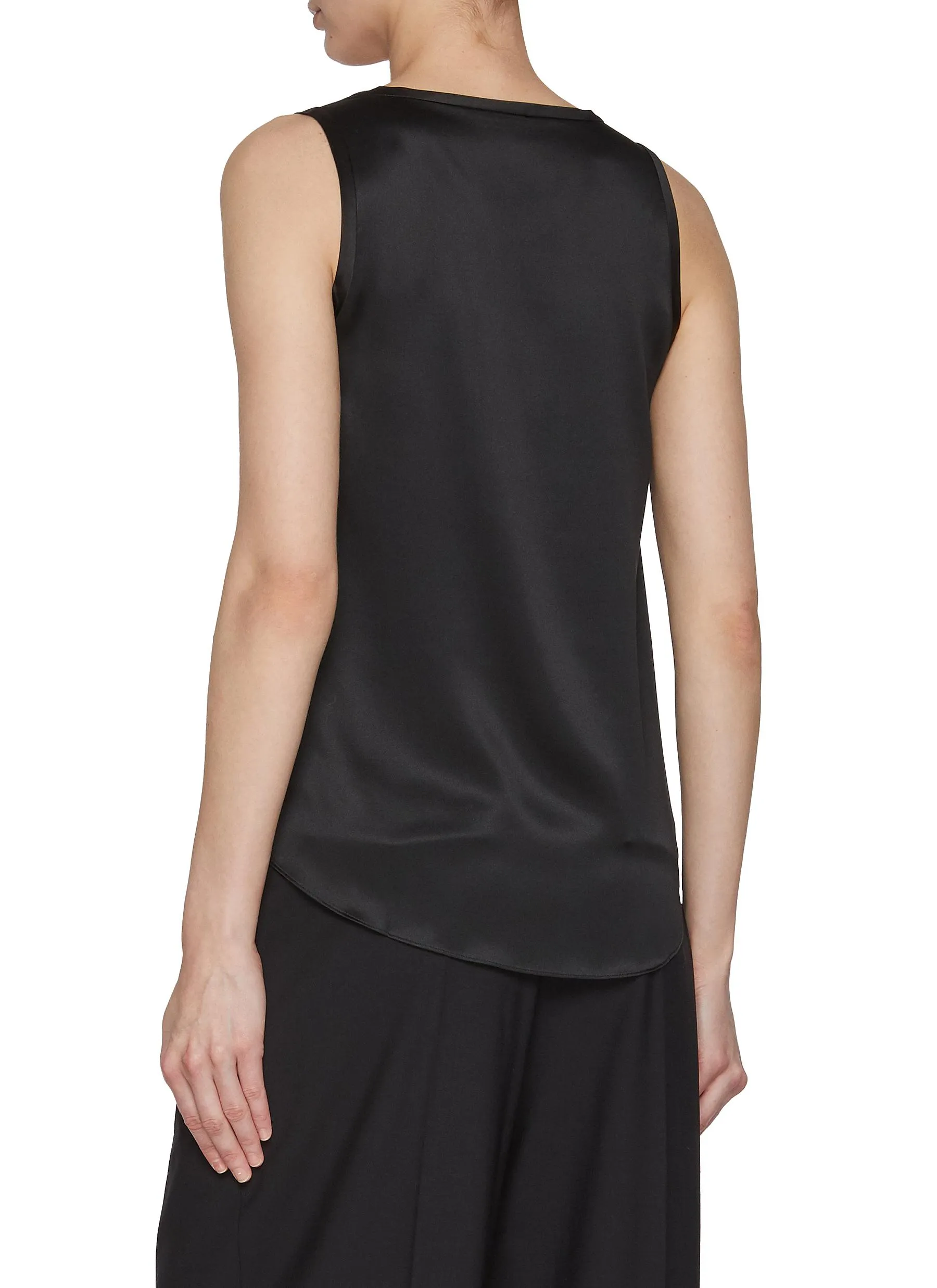 -----------BRUNELLO CUCINELLI  ---- ------------BLACK ----Scoop Neck Sleeveless Top --