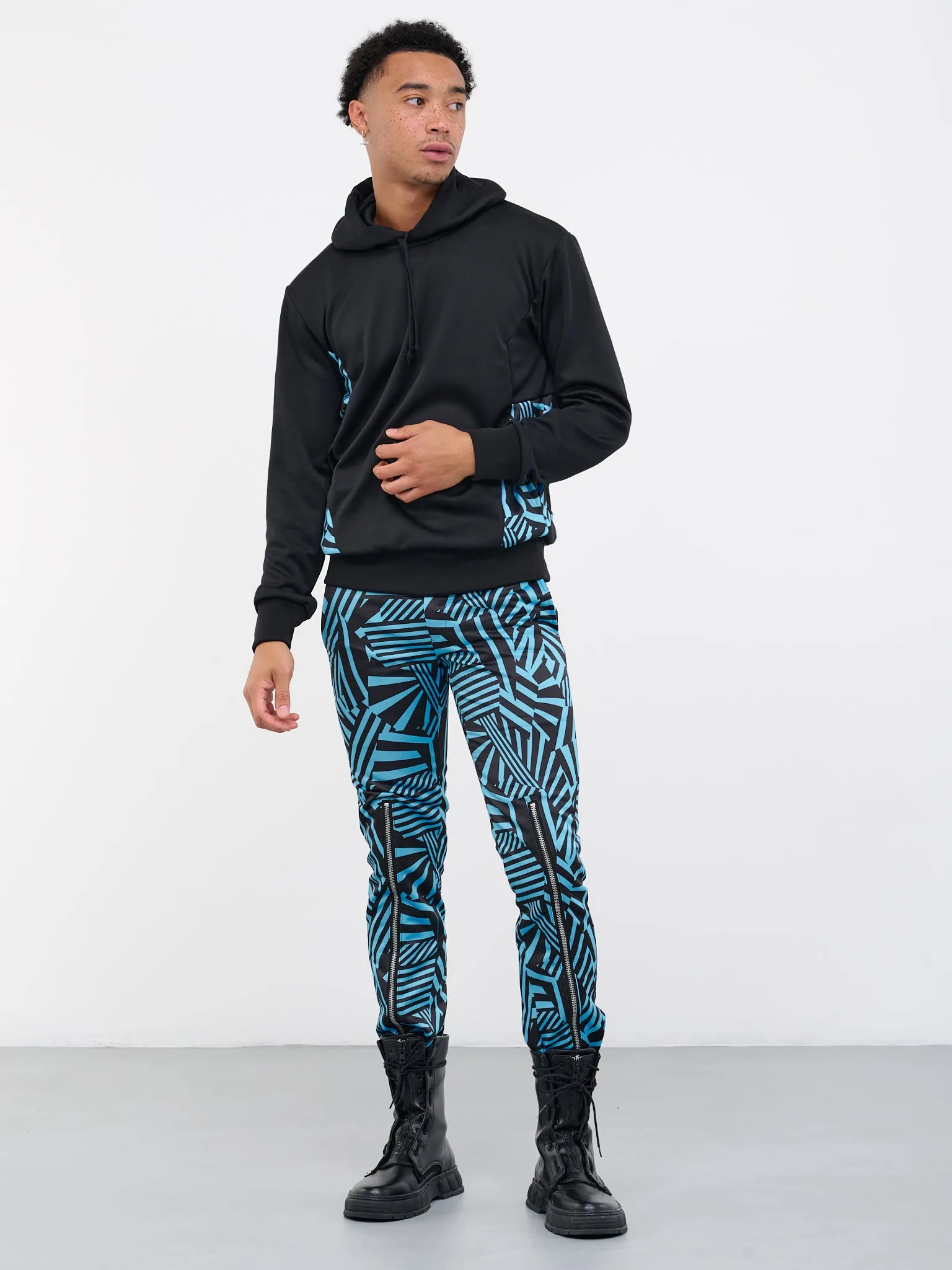 Geometric Tile Hoodie (PK-T016-051-BLACK-BLUE-BLACK)