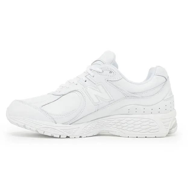 New balance 2002r (triple white leather/ munsell white) men us 8-