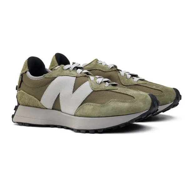 New Balance 327 Sneakers