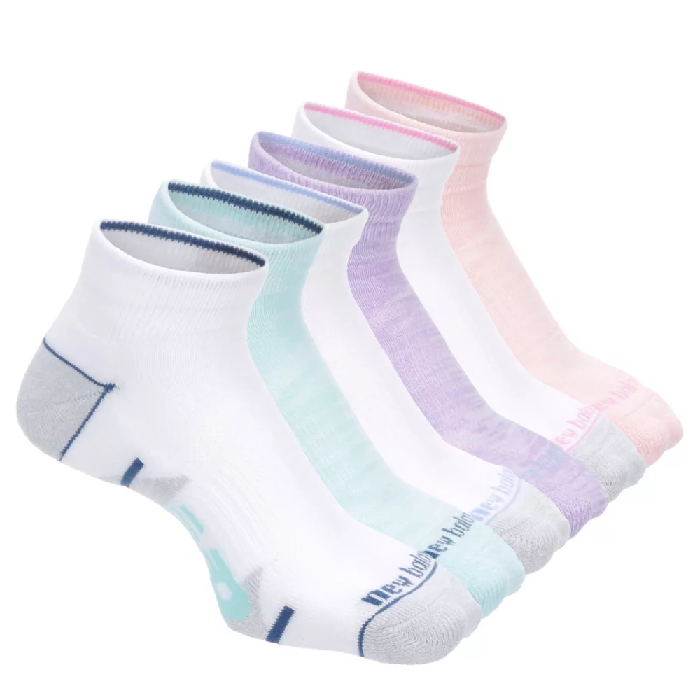 NEW BALANCE  WOMENS PERFORMANCE QUARTER SOCKS 6 PAIRS