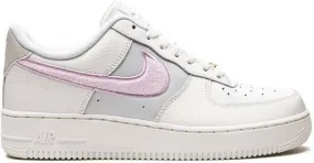 Nike Air Force 1 07 Summit White Regal Pink sneakers