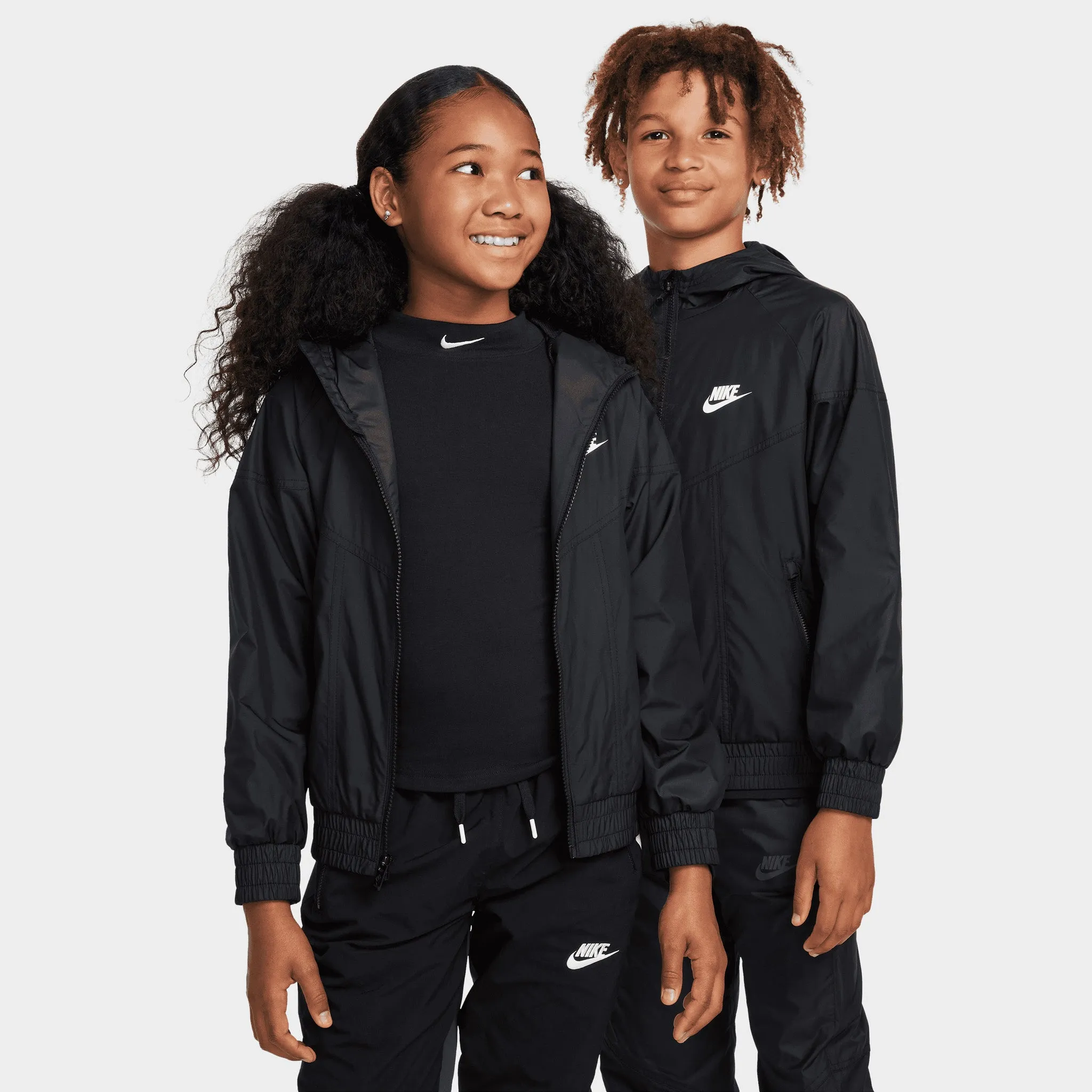 Nike Sportswear Juniors' Windrunner Jacket / Black