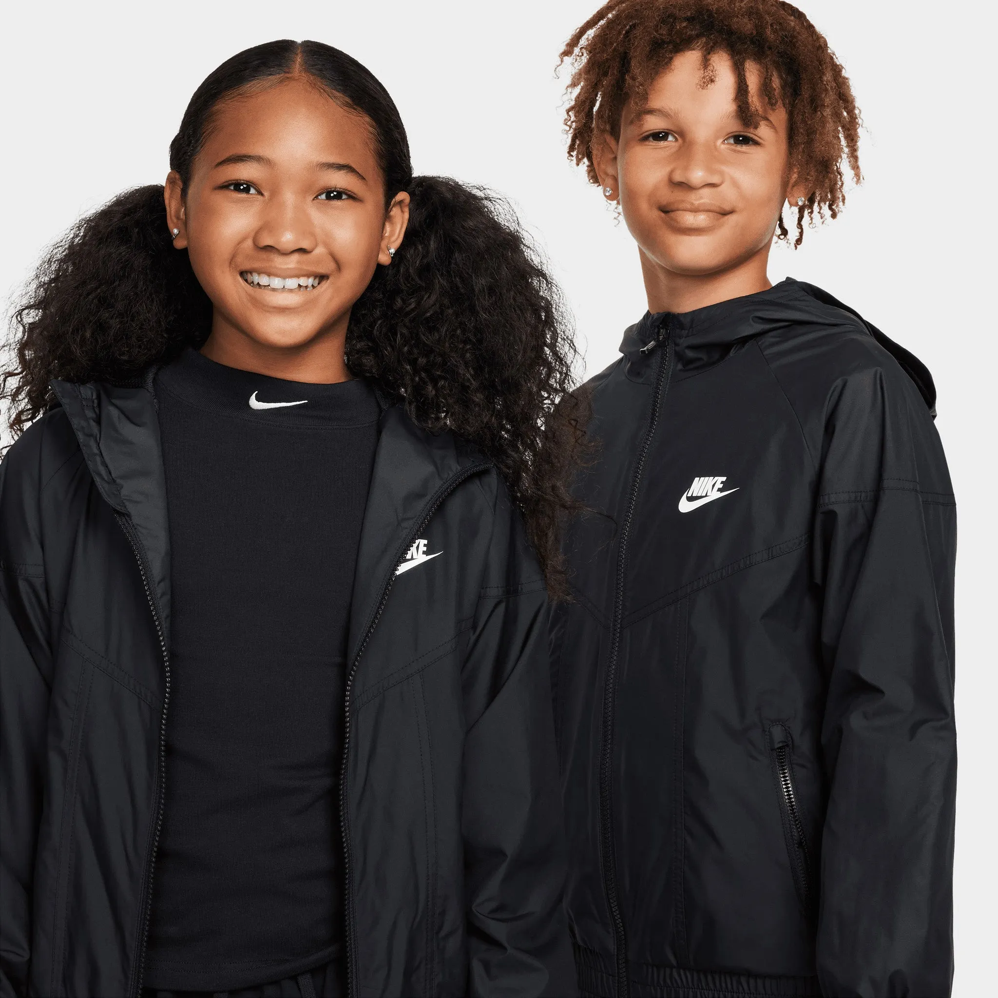 Nike Sportswear Juniors' Windrunner Jacket / Black