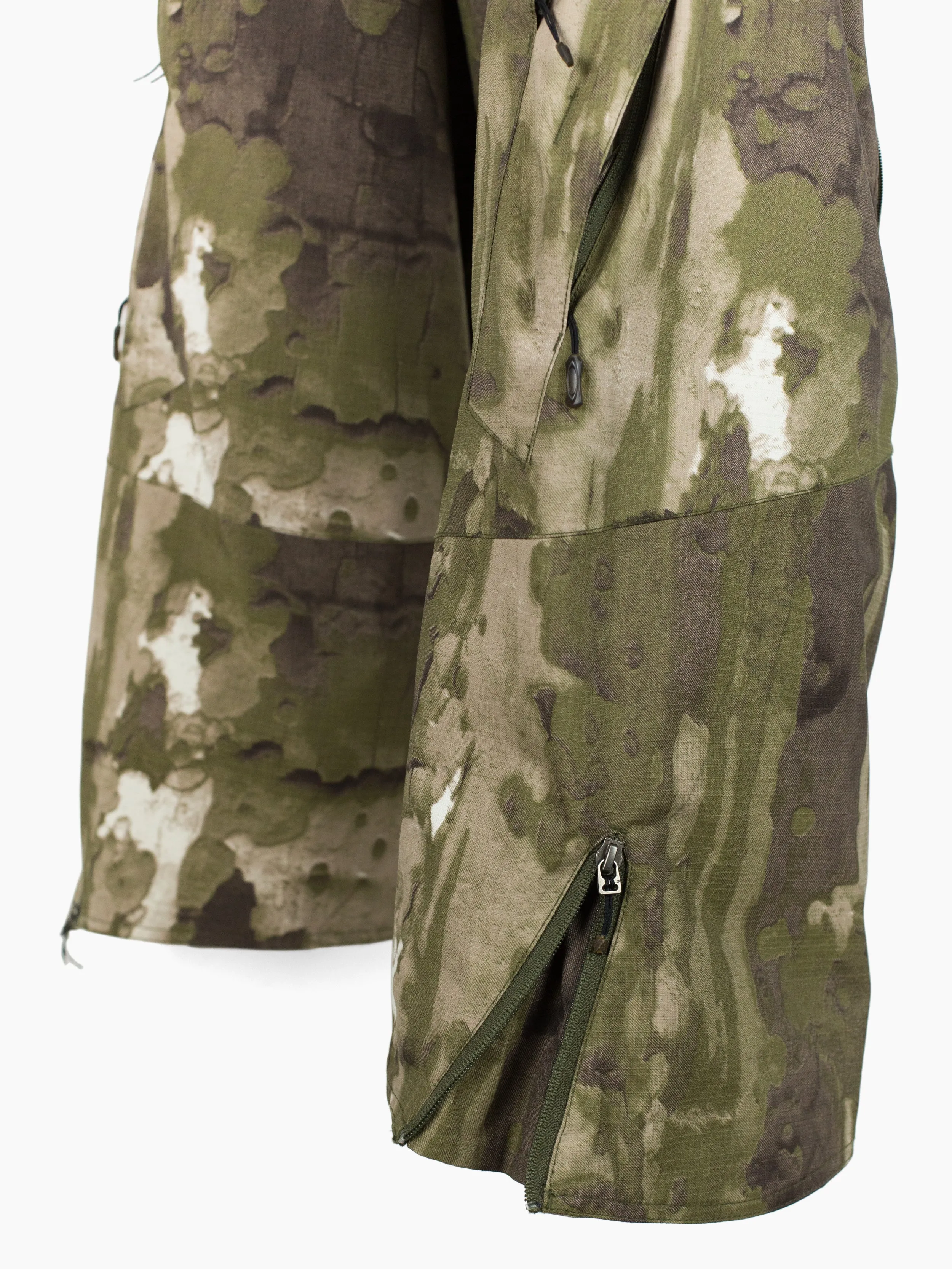 Oakley 00s Camo Vented Snowboard Pants