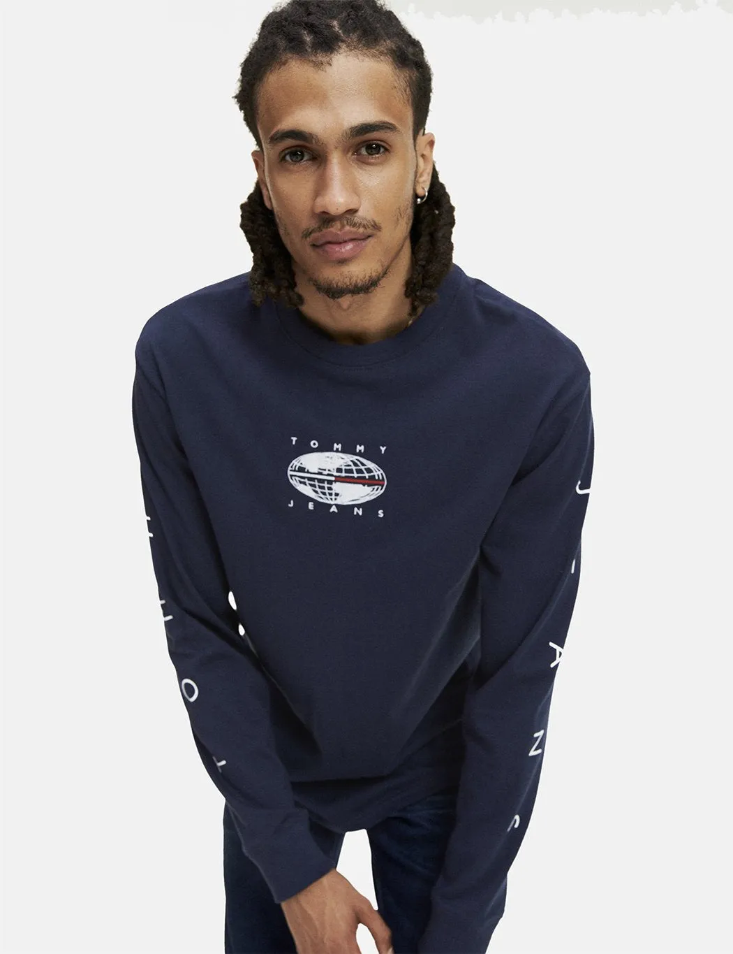 Tommy Jeans Novel Logo Long Sleeve T-Shirt - Black Iris/Navy Blue